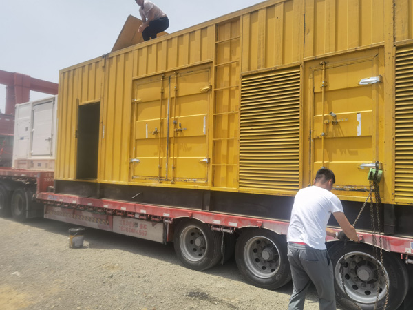 包头除了负载情况和发动机维护，还有哪些因素会影响 200kw 柴油发电机的油耗？